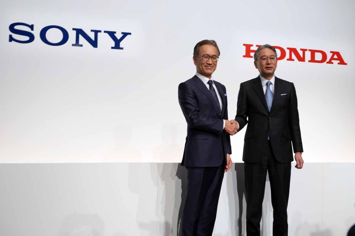 2022年3月撮影。当時のソニー吉田社長とホンダ三部社長