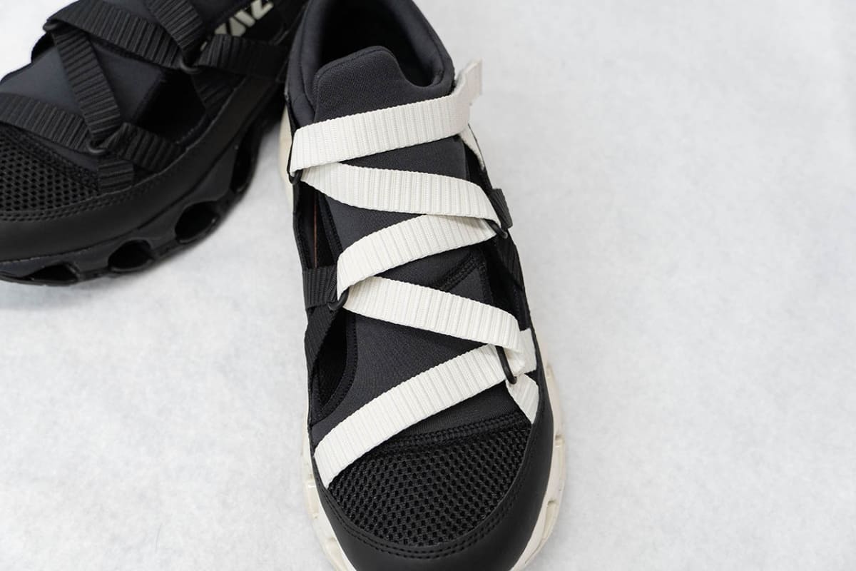 発売から約2年が経ち、ストラップテープの素材厚みや織をアップデート。強度やフィッティング性がアップした