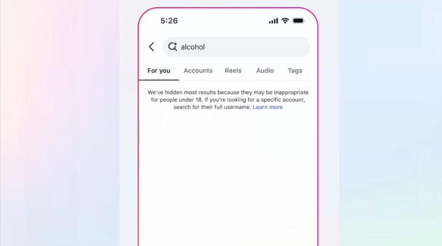 Instagramの検索画面。10代のユーザーでは「alcohol」など一部の検索結果が制限される