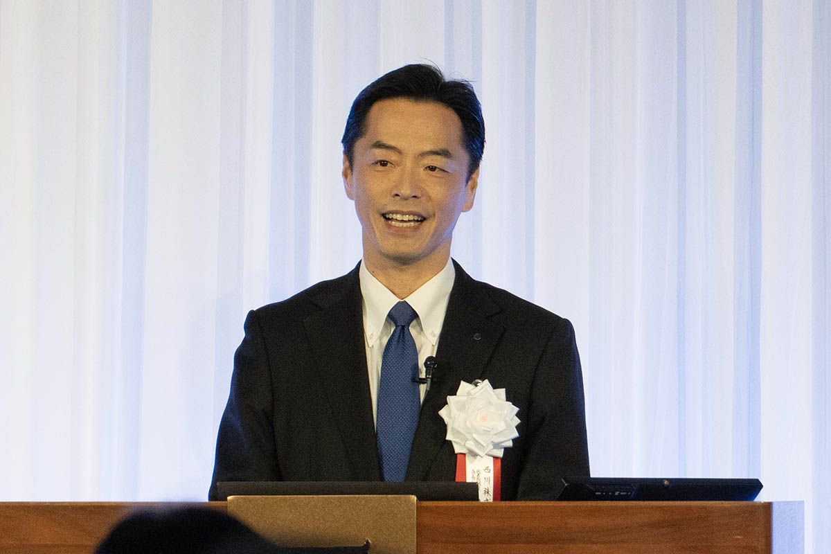西川 代表取締役会長 CEO 西川八一行氏
