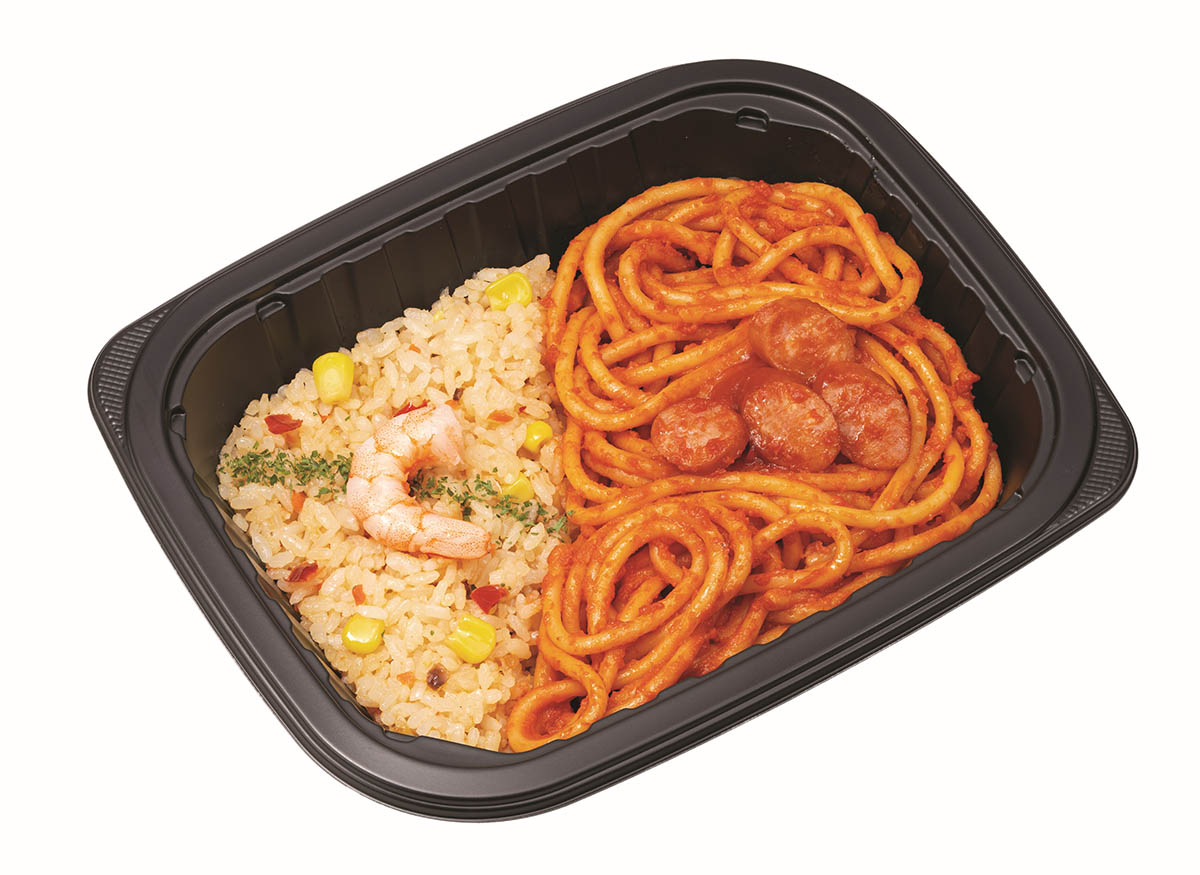 トマト香るナポリタン&海老ピラフ風(499円)