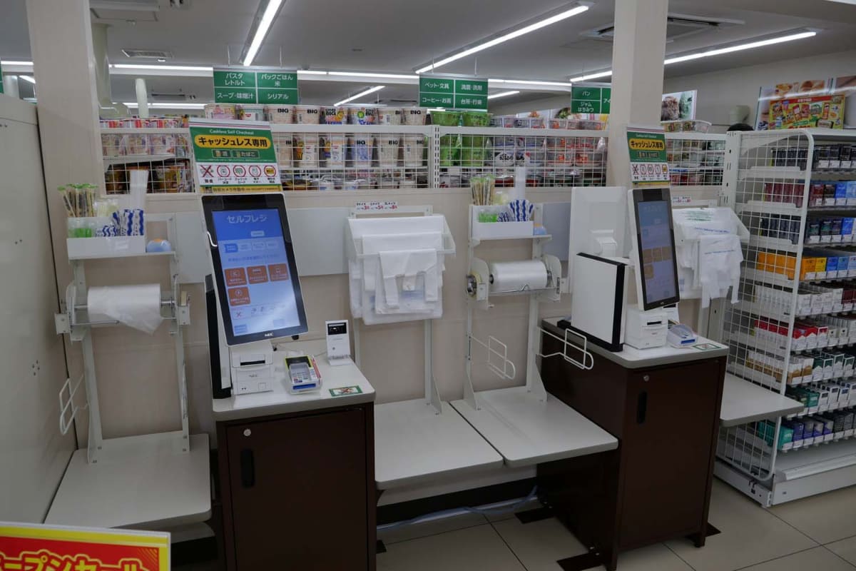 全台セルフレジ対応可能なレジシステムを採用