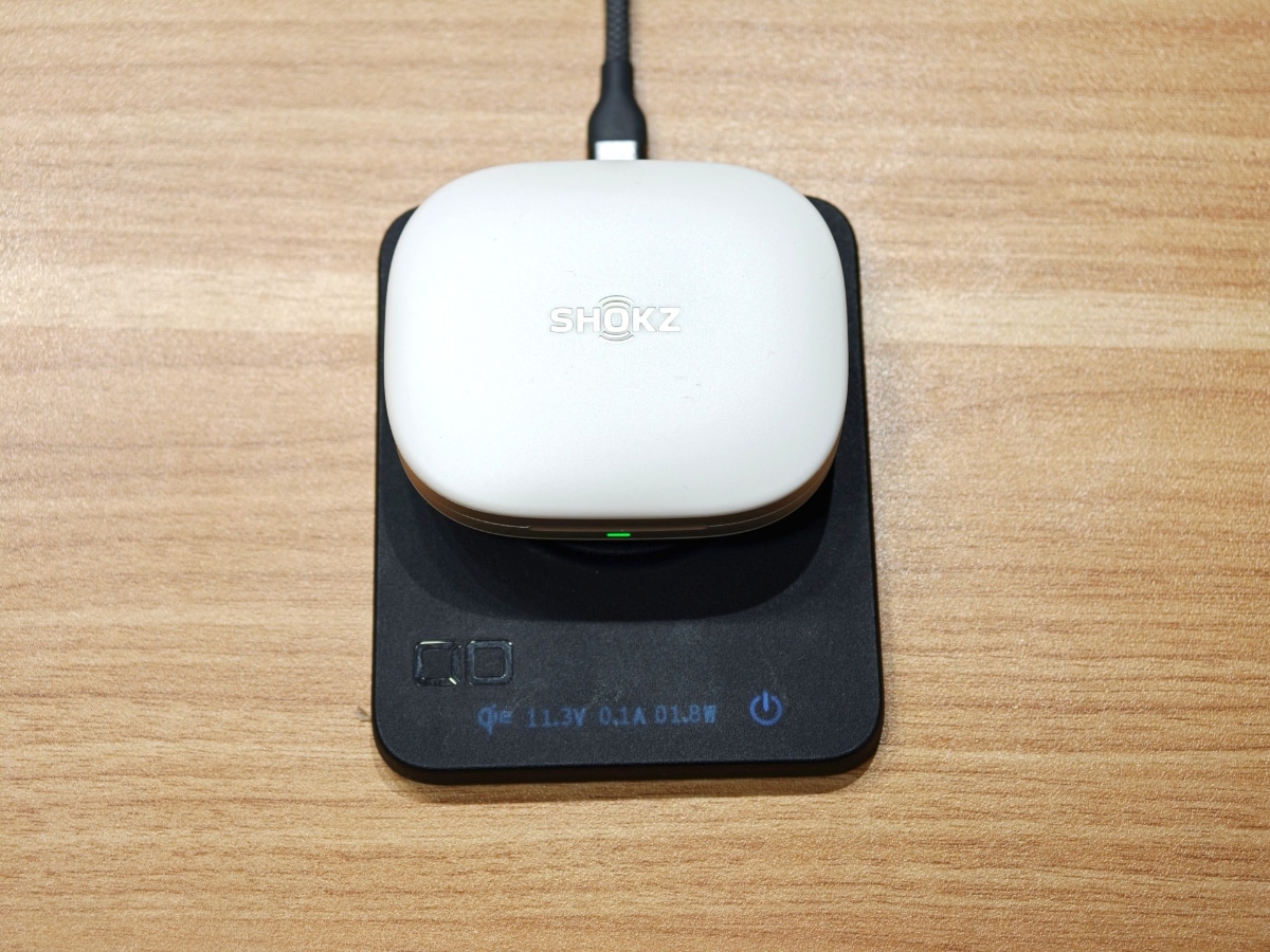 Qiワイヤレス充電対応