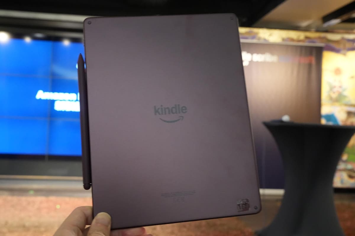 Kindle Scribe Colorsoft(フィグ)