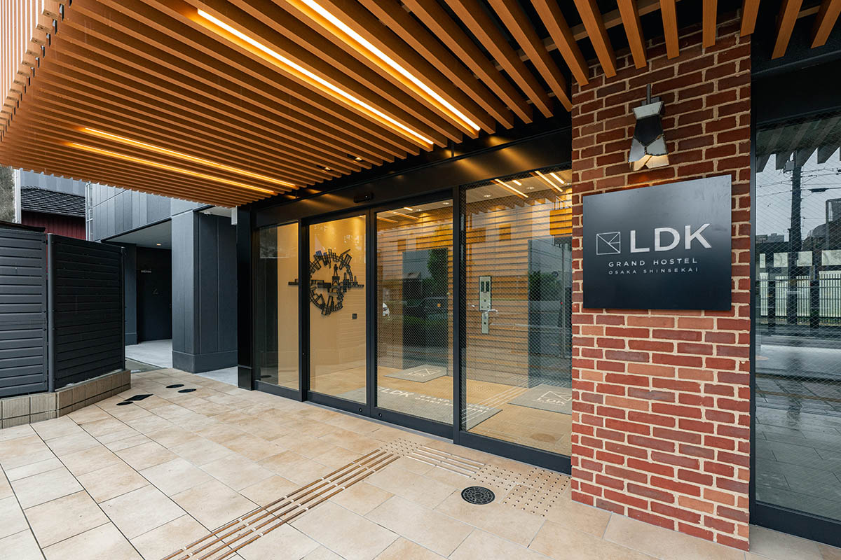 GRAND HOSTEL LDK 大阪新世界 エントランス
