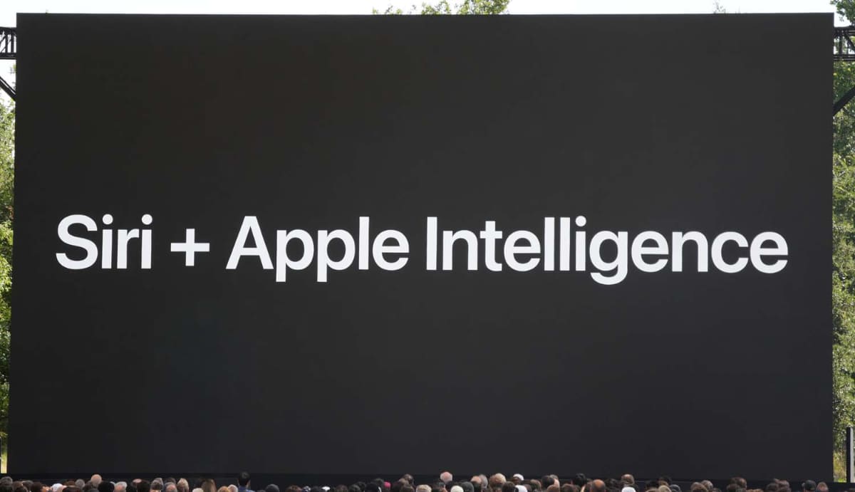 SiriとApple Intelligenceの改善が中心
