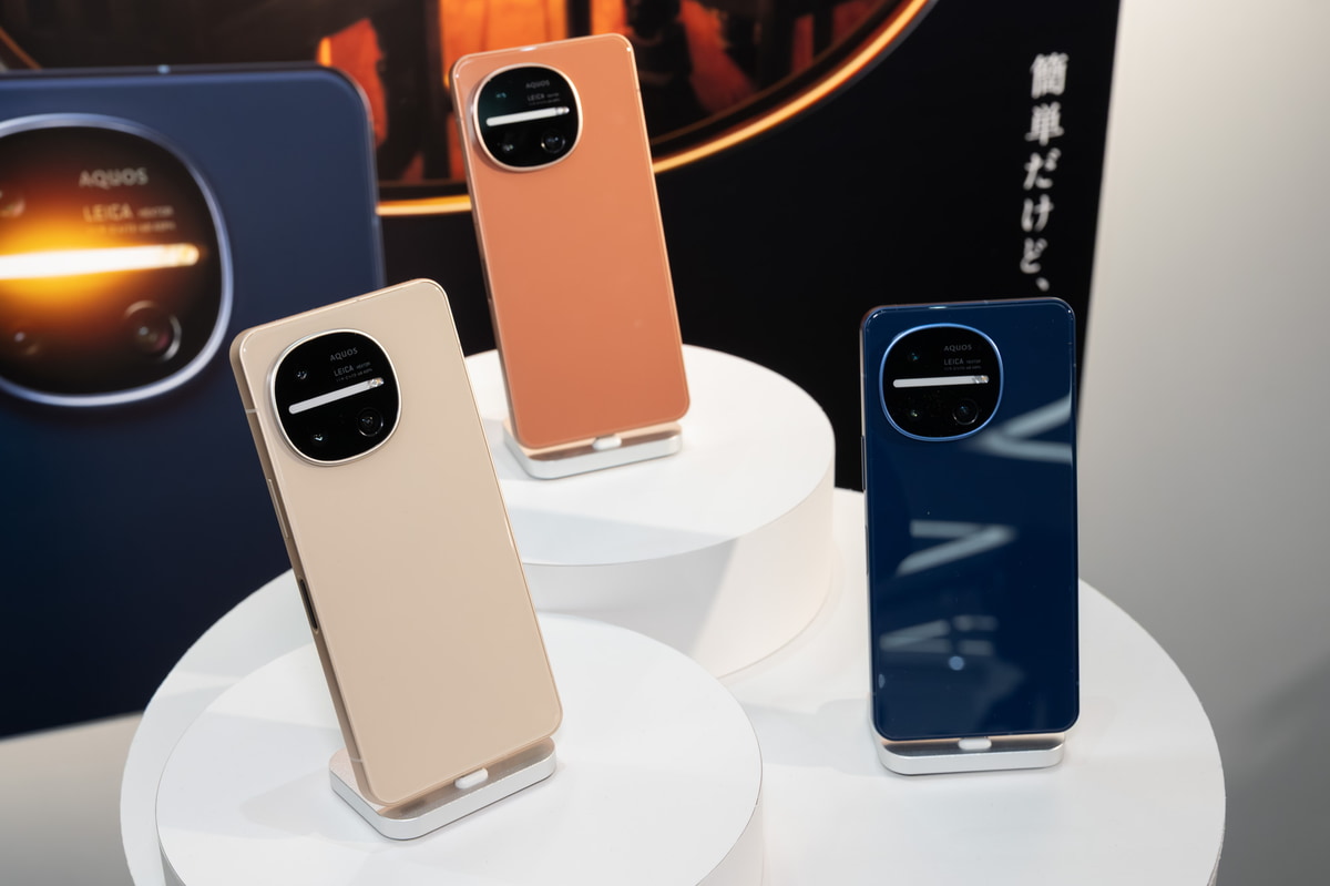 AQUOS R11