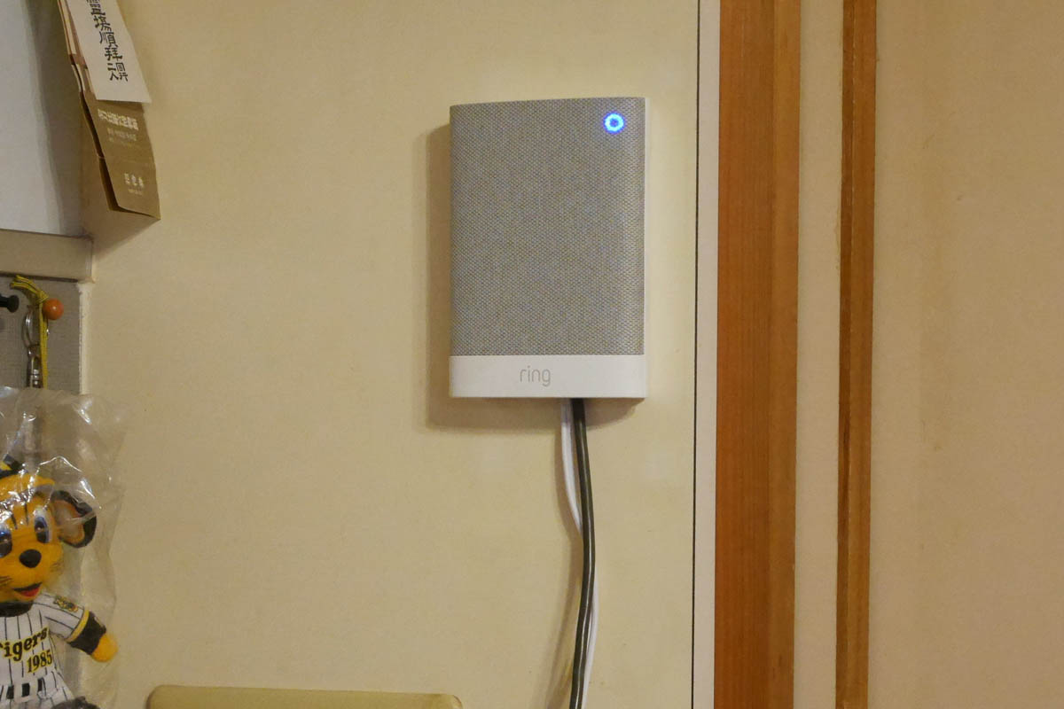 室内チャイムは、ドアホンの呼び鈴ボタンが押下されたと同時にチャイムが鳴る