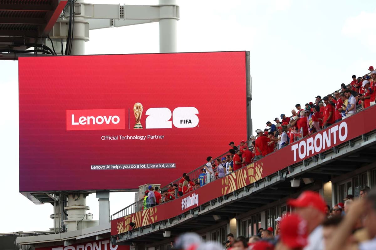 レノボは今回のW杯で公式テクノロジーサポーターを務めている