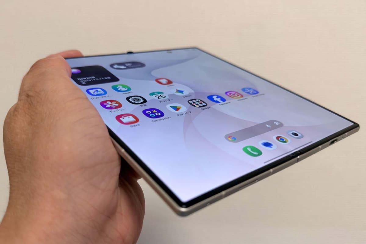 Fold8とFold8 Ultraのディスプレイ。折り目は非常に目立ちづらくなった