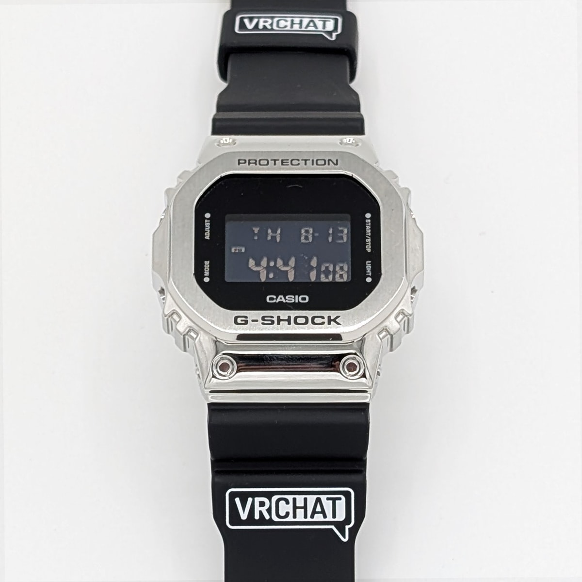 VRChatロゴ入りG-SHOCK(実物)