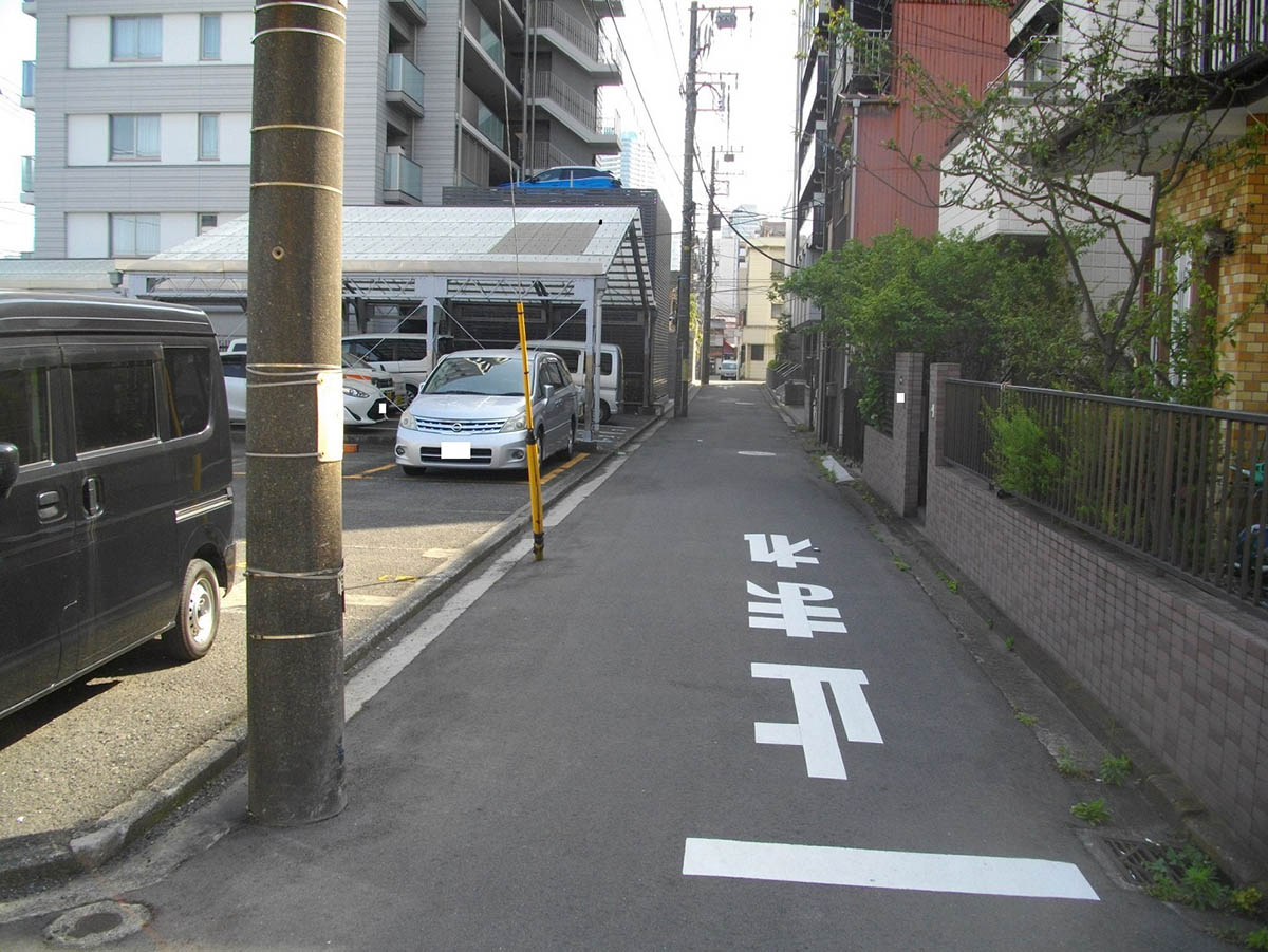 法定速度が30km/hとなる道路の例