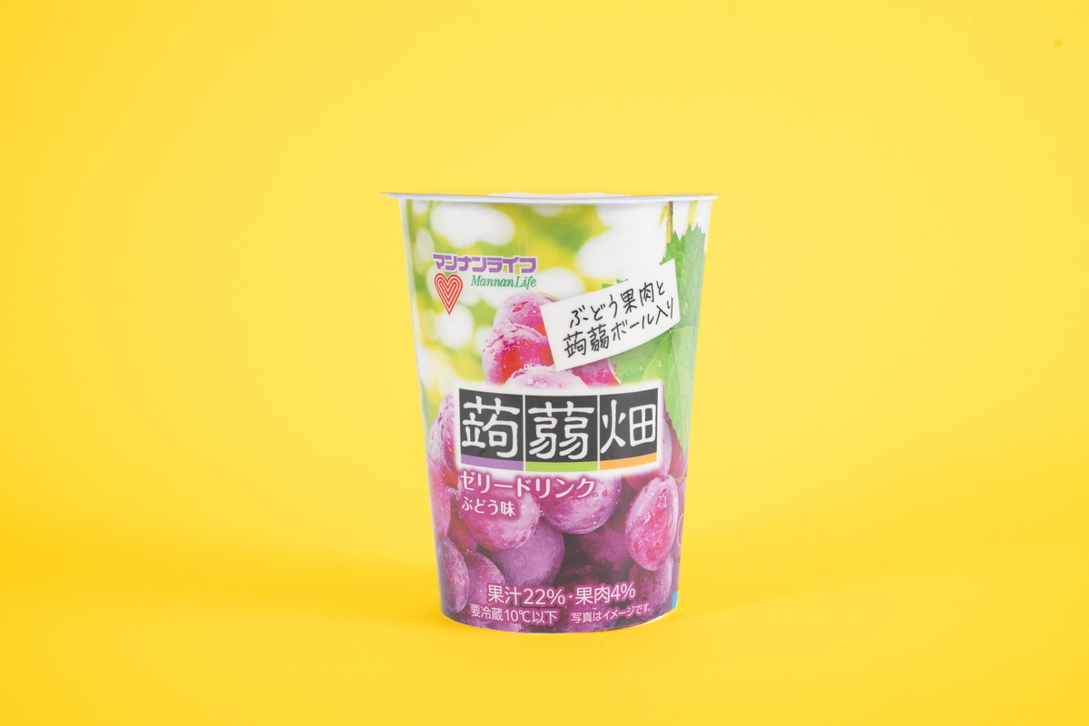 ぶどう果肉と粒こんにゃく入り「蒟蒻畑ゼリードリンク ぶどう味」288円