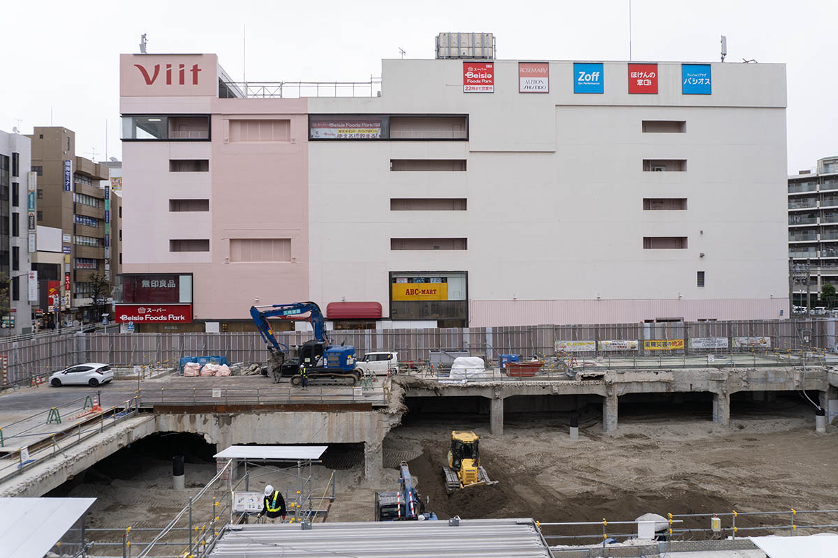 津田沼パルコA館跡地と旧B館のViit(26年3月撮影)
