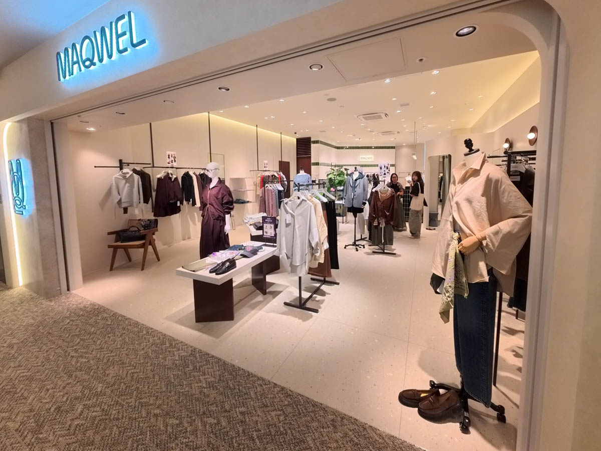 女性向けファッションの「MAQWEL」