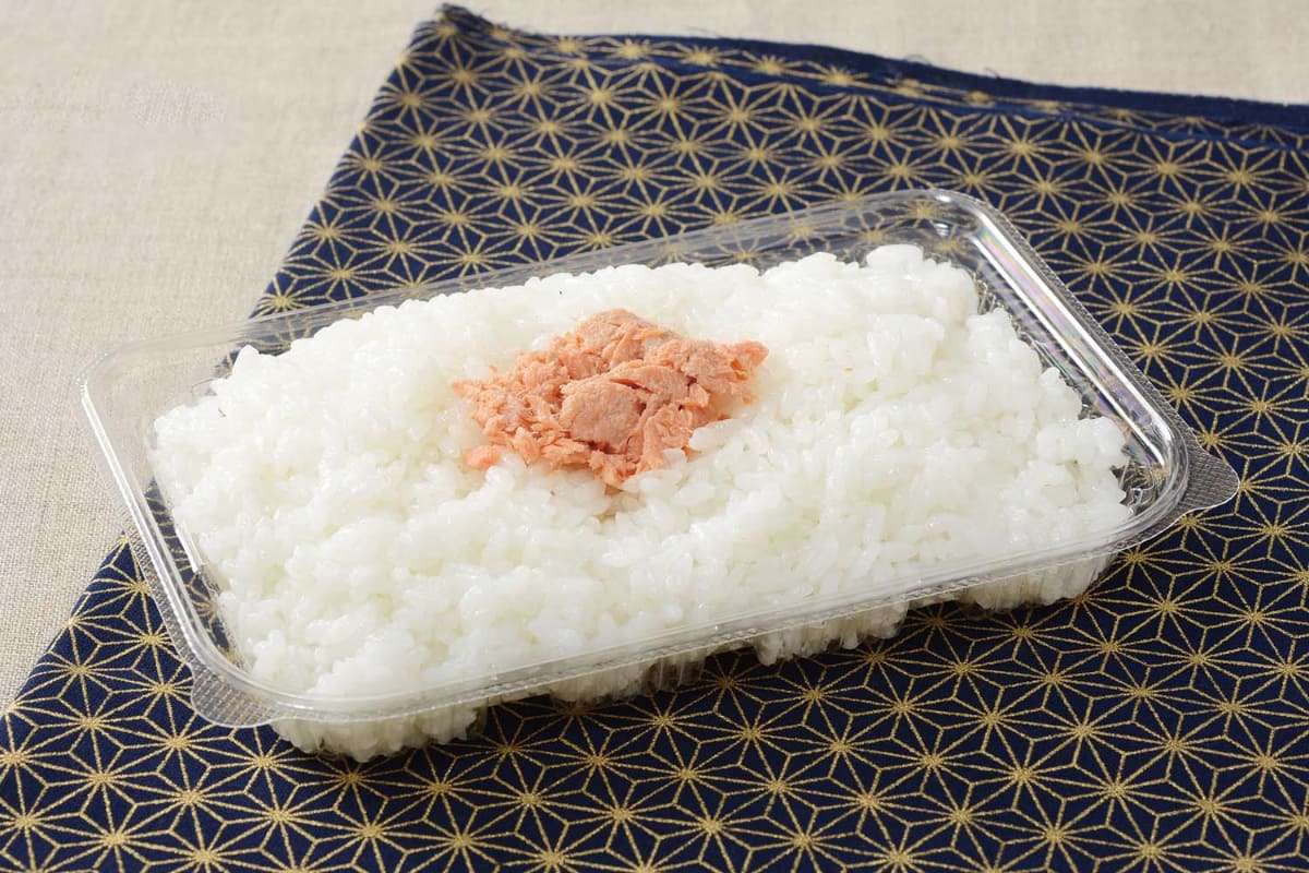 「一点突破すぎ!ごはんがすすむ ぼだっこ(鮭)」(297円)