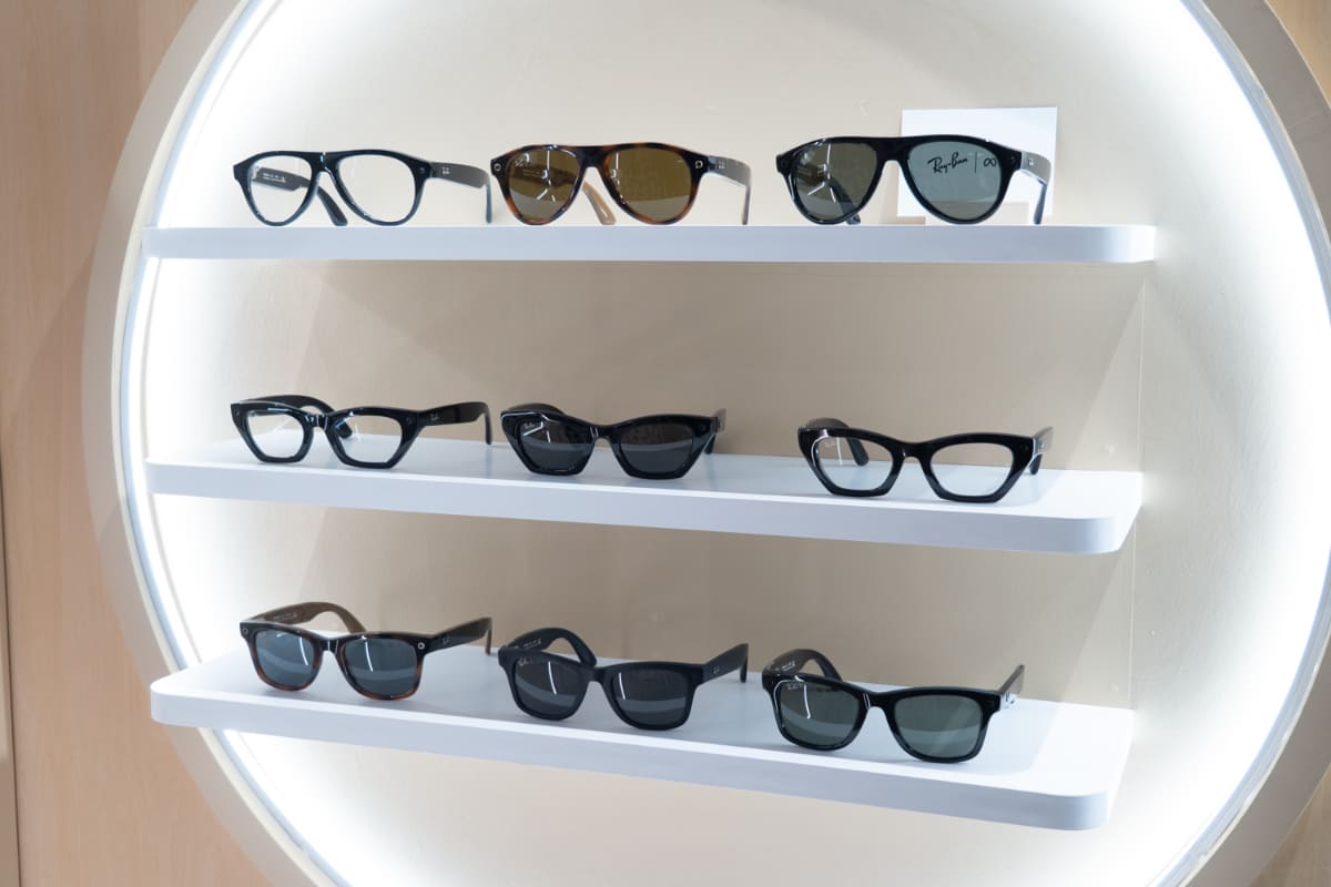 Ray-Ban Meta(Gen 3)。上からAviator、Zena、Wayfarer