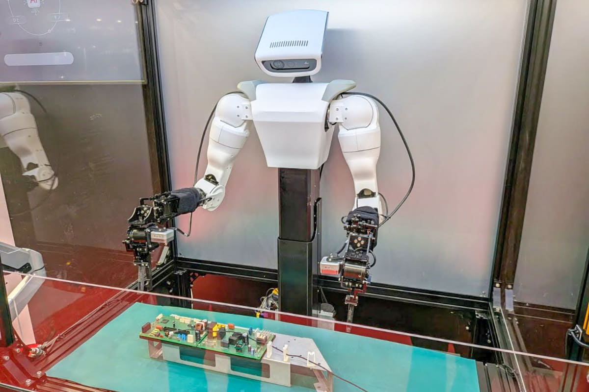配線ロボット