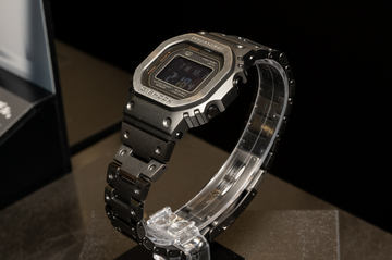 G-SHOCK、ルービックキューブとのコラボモデル - Impress Watch