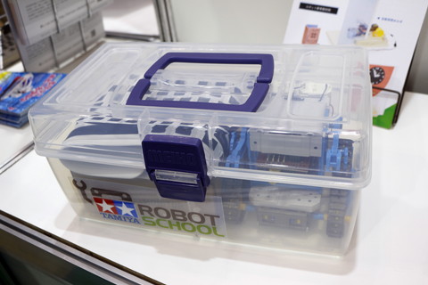 タミヤの工作キットを使ってプログラミングを学べる「タミヤロボット