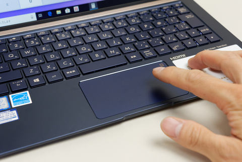 ASUSのPC」がビジネス向けに本格参入、OSがPro！保証が長い