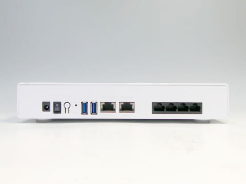 QNAPのWi-Fi 6ルーター登場! 高速回線を生かす10GbE対応の