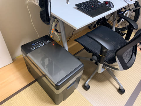 すぐに冷たい飲み物が手に入ると便利！リモートワークで自室に