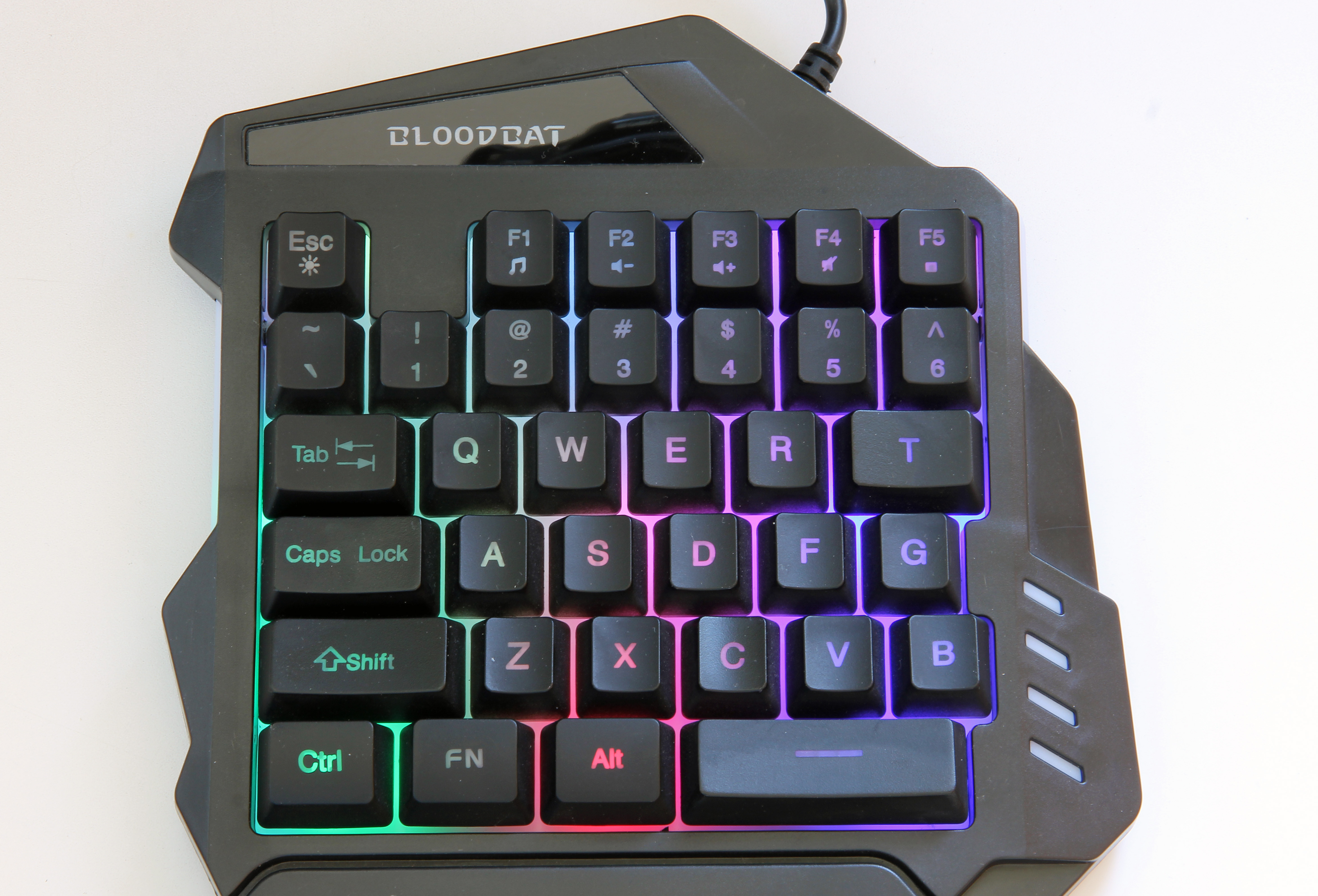 分割キーボードを疑似的に再現 Autohotkey でキー割り当ての見直しも 急遽テレワークを導入した中小企業の顛末記 107 テレワーク顛末記 Internet Watch