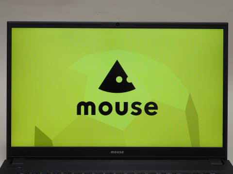老眼ならノートPCも大画面で？ 17型ノート「mouse F7-i5」レビュー