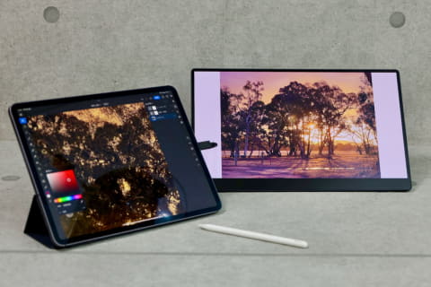 外出先でもサブディスプレイが欲しい!! 高性能なモバイルモニター