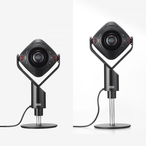 360°撮影可能で、AIにより会議室の参加者全員を映せるウェブカメラ