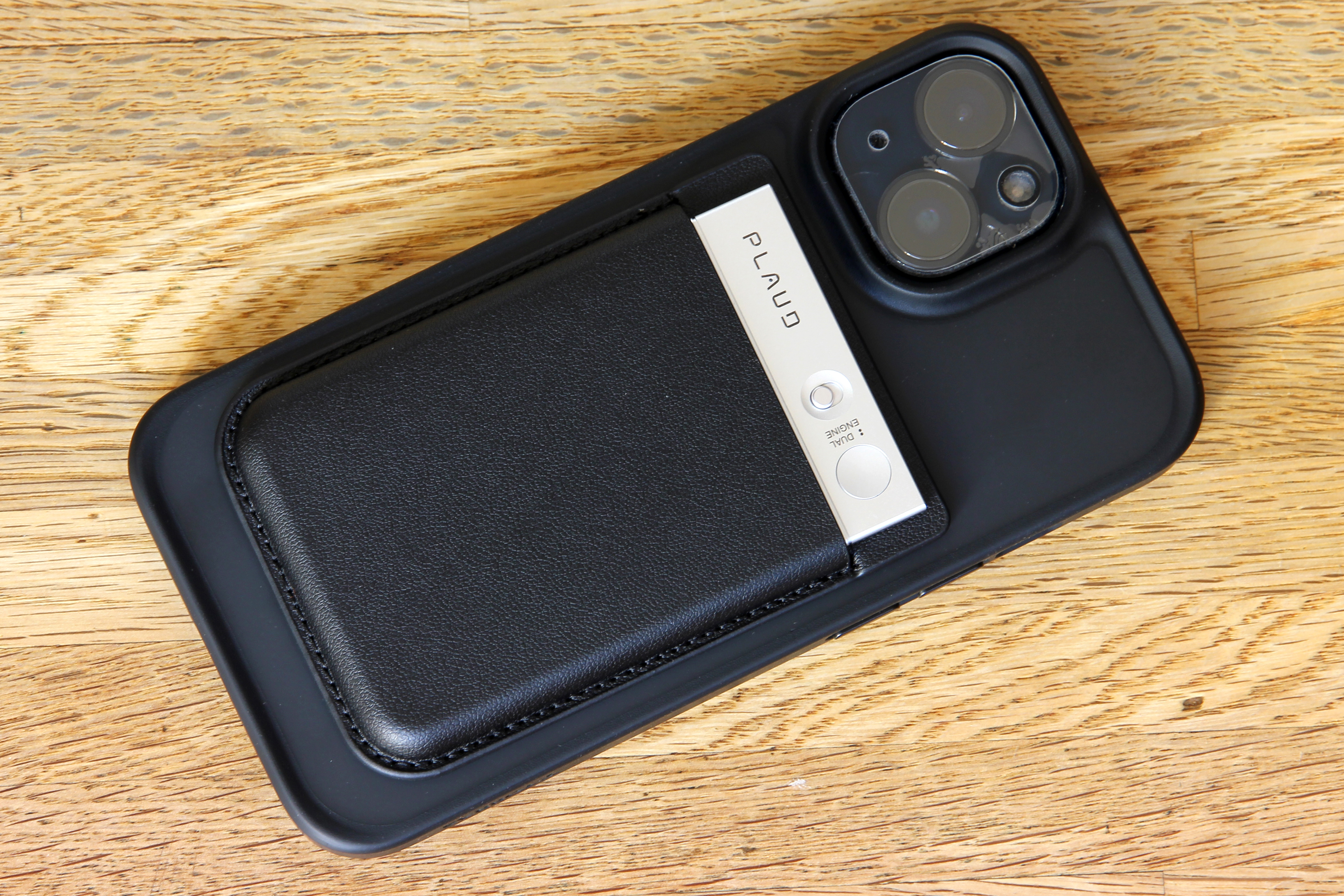 クラファンで1.5億円突破したAIボイスレコーダー「PLAUD NOTE」の実力