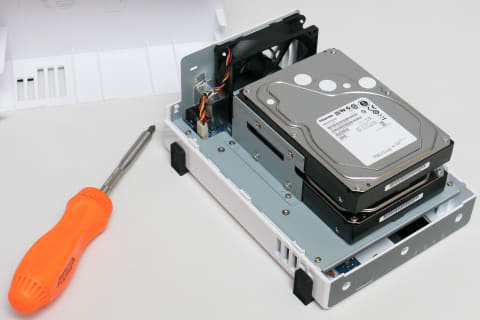 外付けハードディスク・ドライブ BeeStation Synology「BeeStation」で、容量4TB・月額0円の「自宅クラウド」を構築