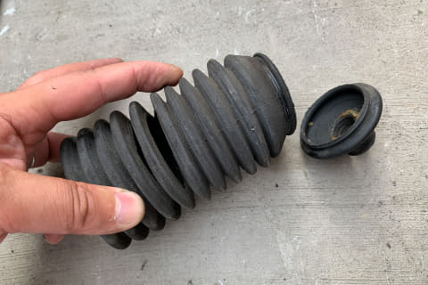 ロードスター復活計画その7】新車から28年、真っ二つに割れた