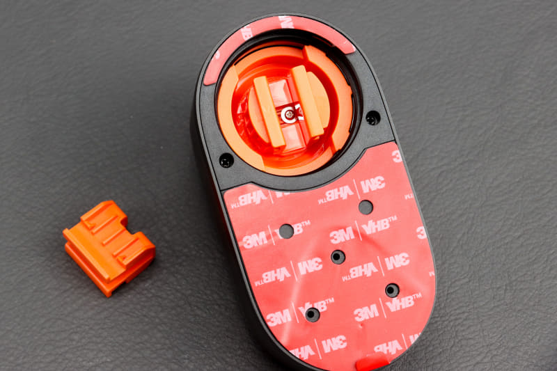 ロックUltraの裏側。サムターンの収まる部分が袋状になっている