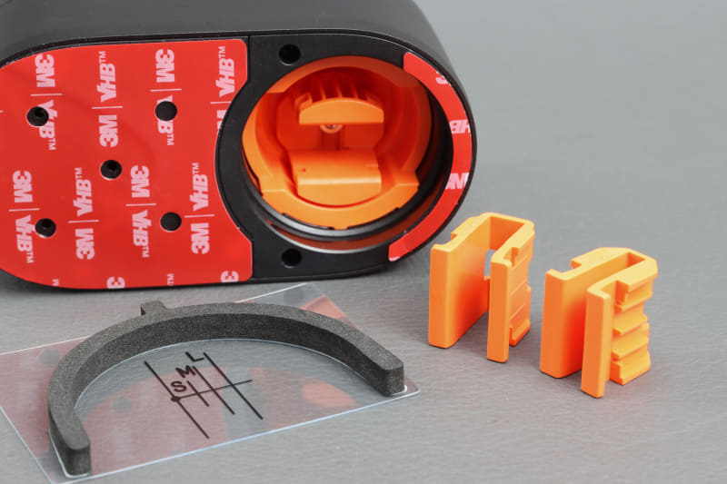 ガイドを参考にS/M/Lの3サイズから合うアダプターを選んで取り付ける