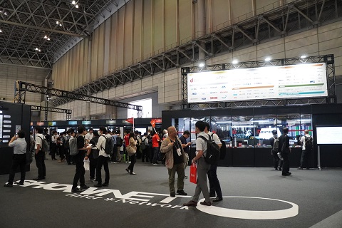 Interop Tokyo 2024でのShowNetブースの様子