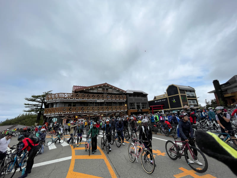 ゴール後の富士山五合目。参加された皆さまお疲れ様でした