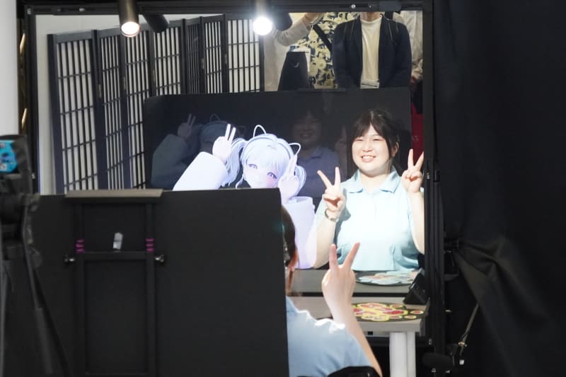 相手をVRのアバターにするデモも