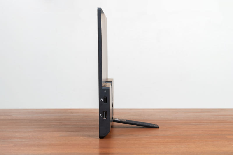 本体付属のクイックリリーススタンドで角度調整ができます