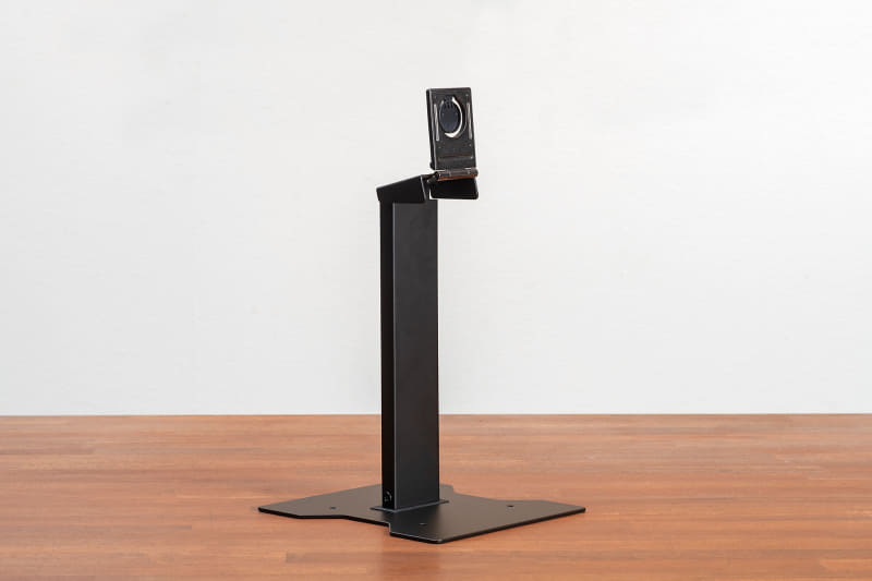 別売りの専用スタンド「M1S4 スタンド」