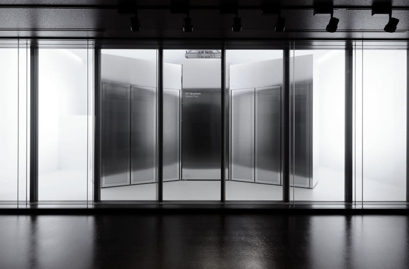 R-CCSに設置されたIBM Quantum System Two。富岳が設置されている同じ建物内にある