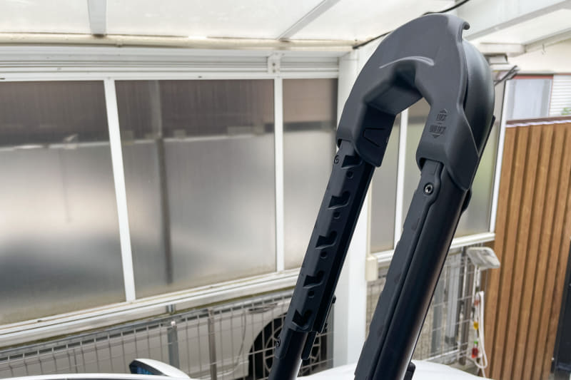 タイヤの径に合わせてタイヤアジャスターを調整する