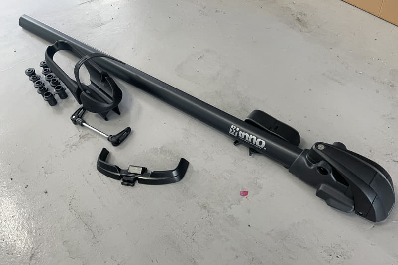 マルチフォークロック2。タイヤホールドと比べるとシンプルな構造