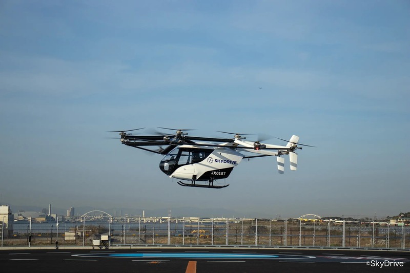 SkyDriveの電動垂直離着陸機「SKYDRIVE（SD-05型）」（<a href="https://www.m2ri.jp/award/" class="strong bn" target="_blank">MM総研大賞</a>より、以下同様）