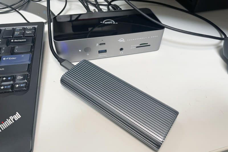 Thunderbolt 4接続に対応した外付けSSD。中身はPCIe 4.0(x4)