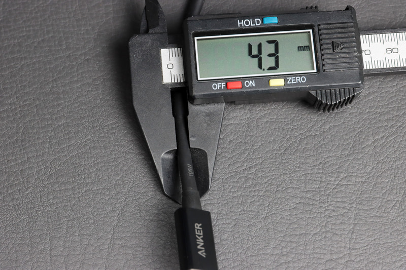 Ankerのケーブルの直径は実測で4.3mm
