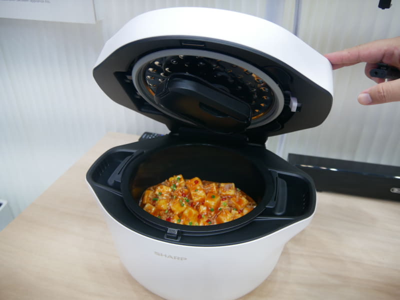 いつもの味で麻婆豆腐を作ることをサポート。余ったひき肉の最適な冷凍方法も教えてくれる