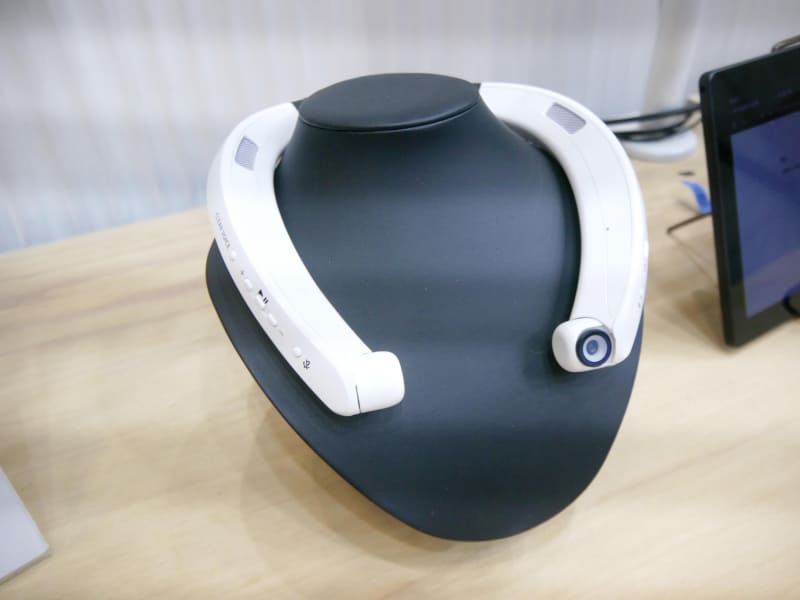 こちらは現時点で使用できる試作品。昨年秋に公開した試作品に比べてスリム化している