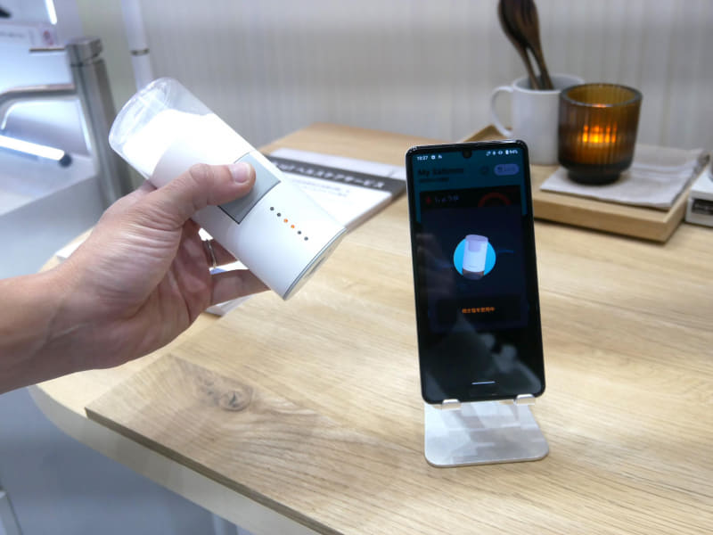 ソルトミルは一回の使用量が0.3gに設定。その回数を自動的に記録する